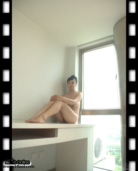 童顏巨乳國模冰漪私拍套圖完整207P之第二集[102P]