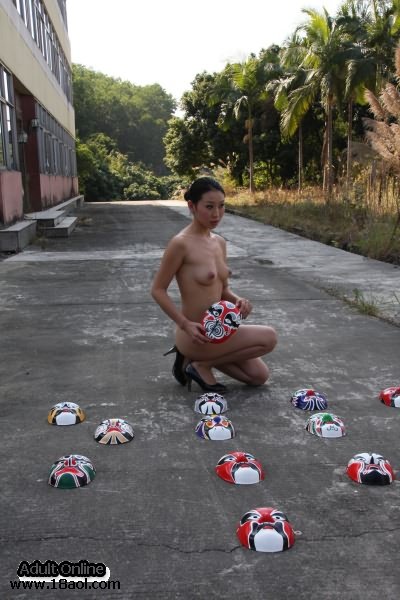 國模金靈外拍人體套圖完整461P之第一集[100P]